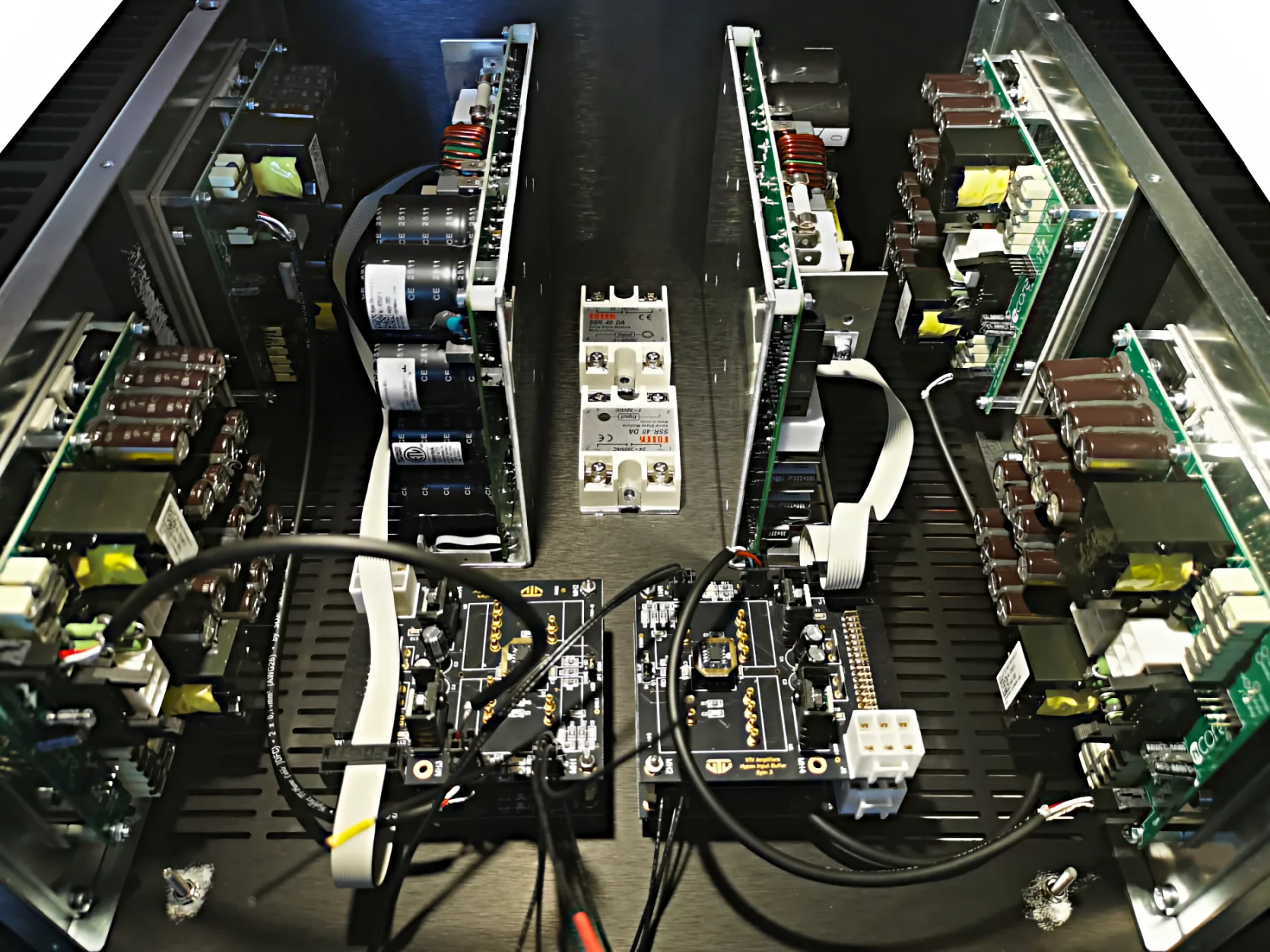 MeroVinger Supreme 2K-4 Endstufe: Innenleben